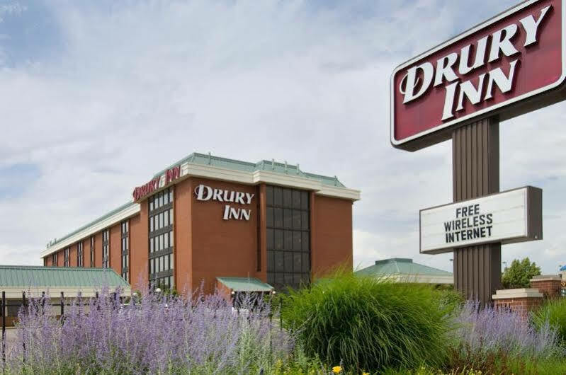 Drury Inn & Suites St. Louis Airport Edmundson Buitenkant foto
